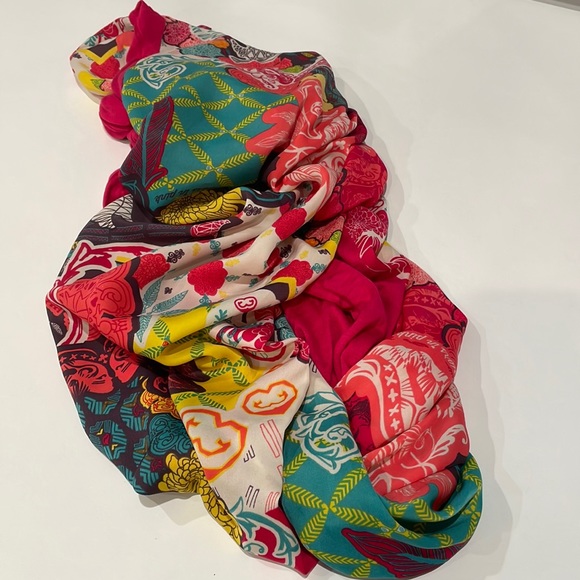 2012 Warriors in Pink Infinity Scarf. - Picture 5 of 5